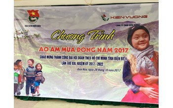 1001 áo ấm đến với trẻ em nghèo Điện Biên